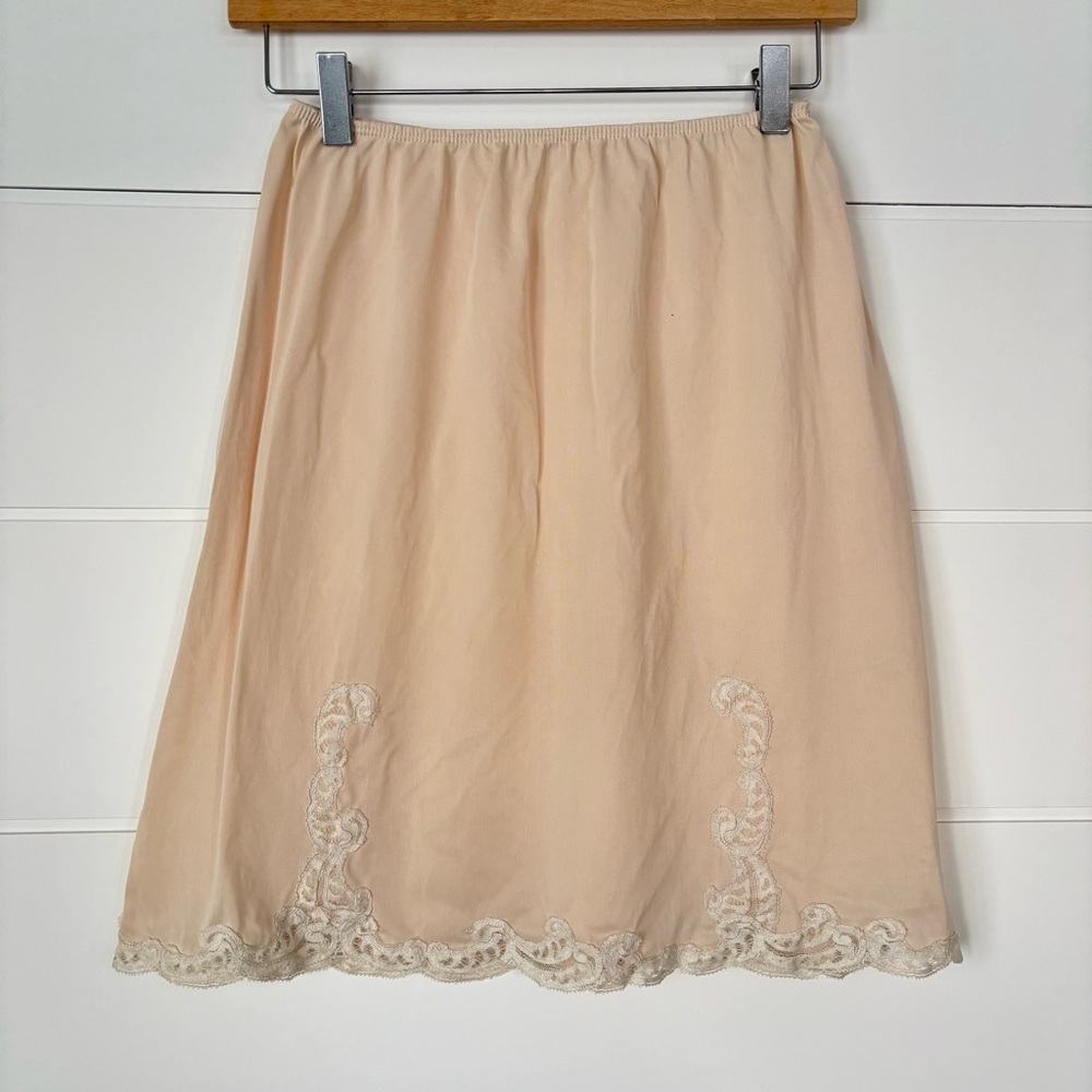 Vintage Slip Skirts Bundle of Three Pink and Nude Size Medium - Picture 7 of 15